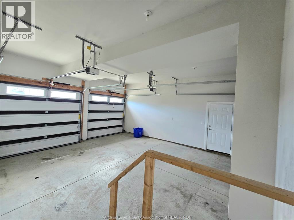 319 CHRISTINE AVENUE - 31
