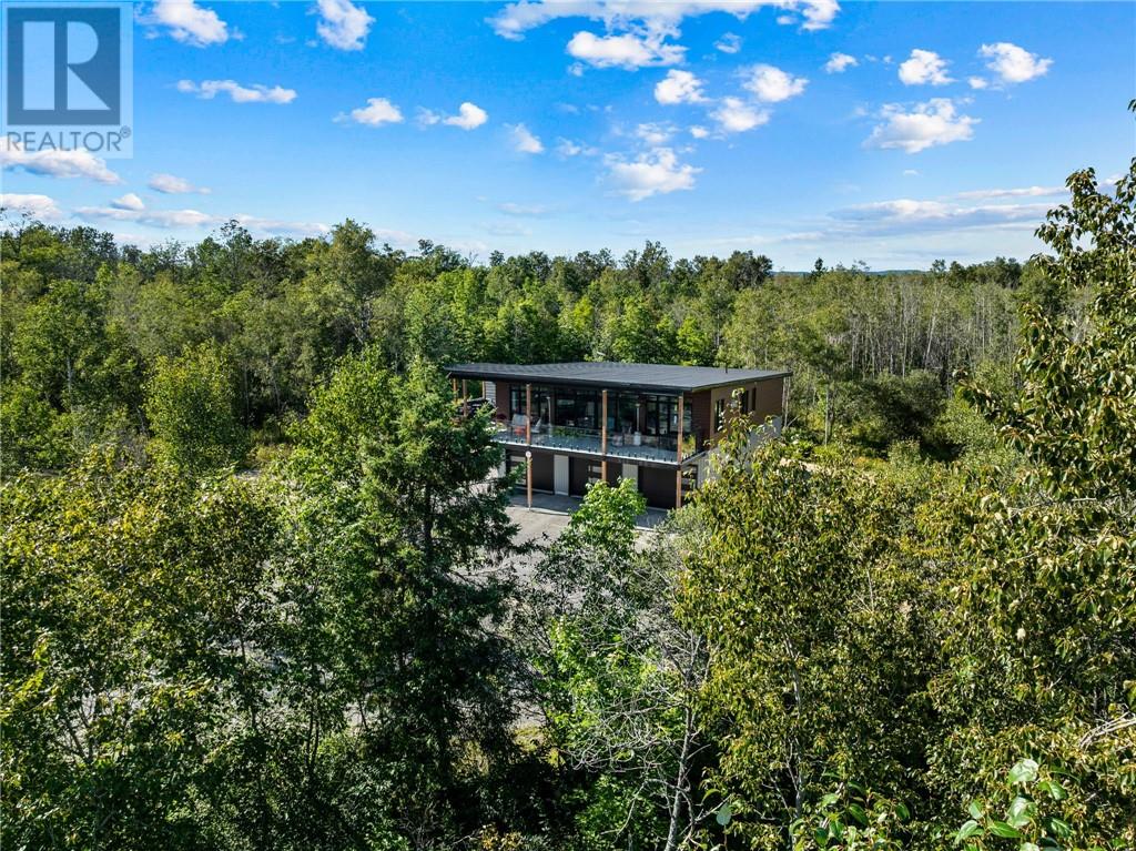 1836 Yorkshire Drive, Val Caron — photo 6