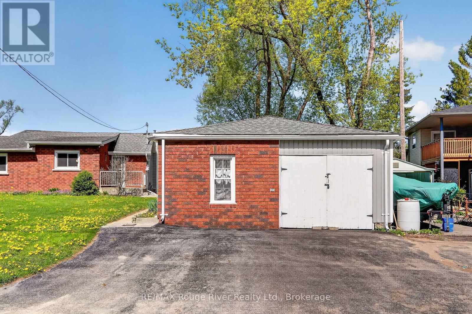 169 CEDAR DRIVE - 31