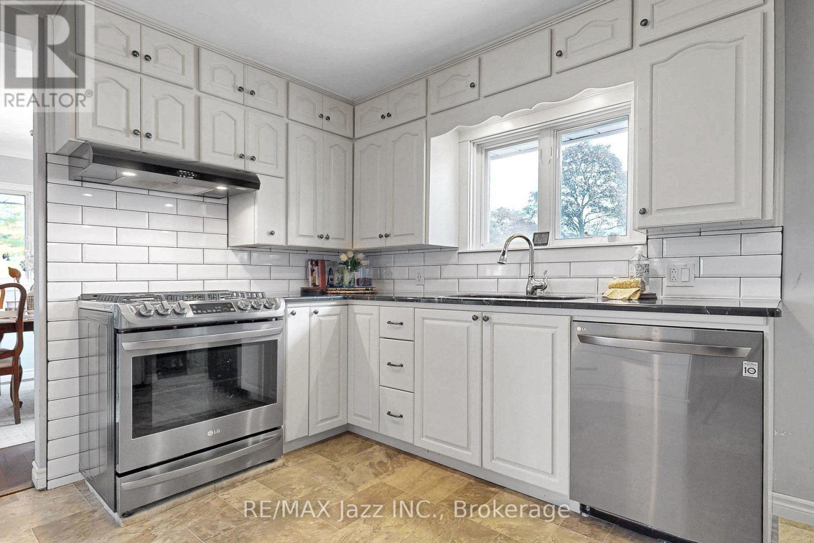 50 ORONO DIVISION STREET, Clarington (Orono) — photo 9