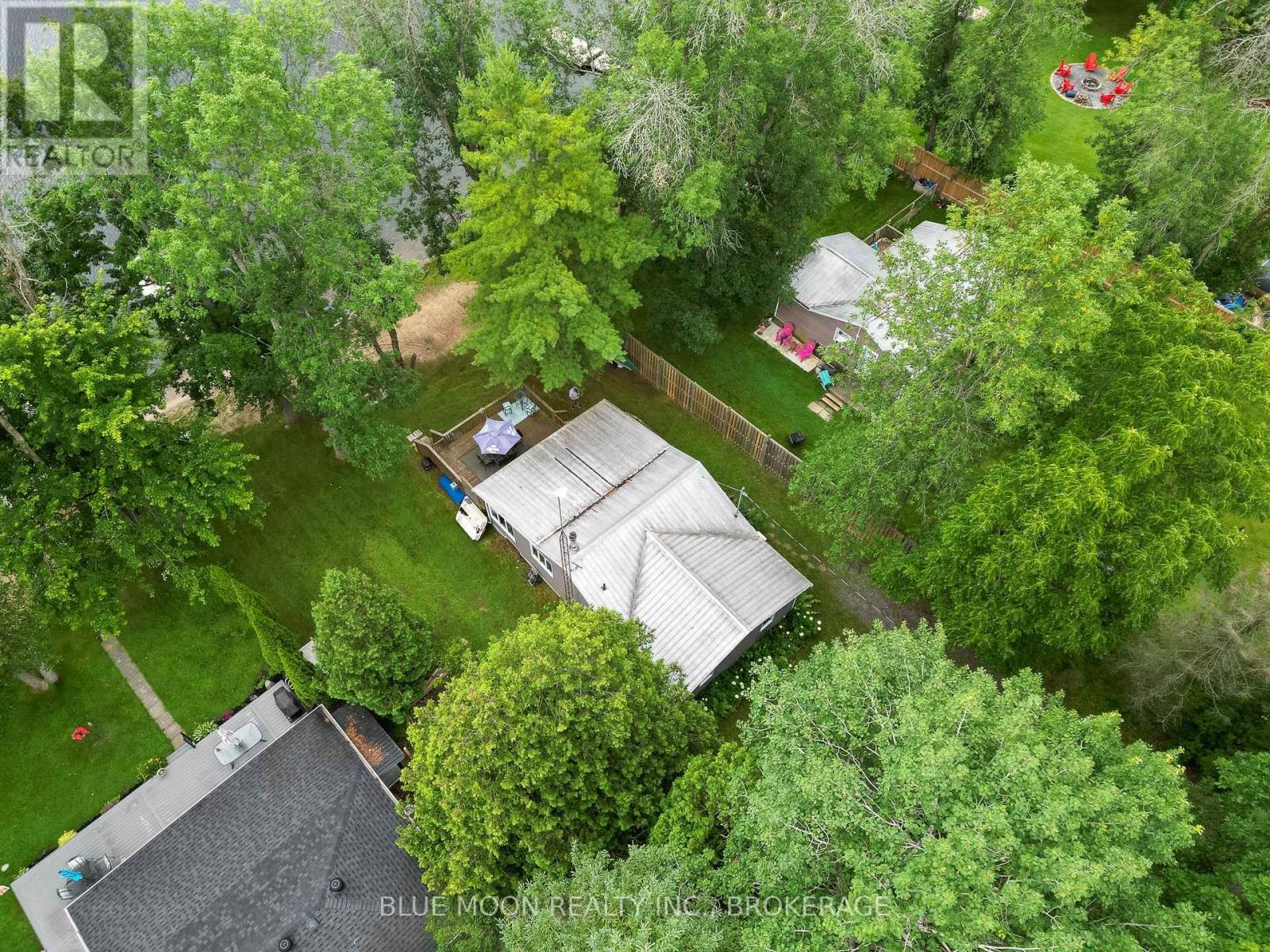 1058 MEMORY LANE - Image 41