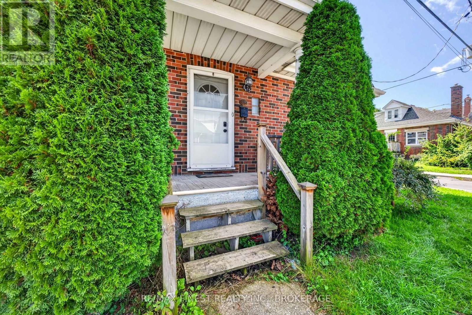 258 RAGLAN ROAD - 2