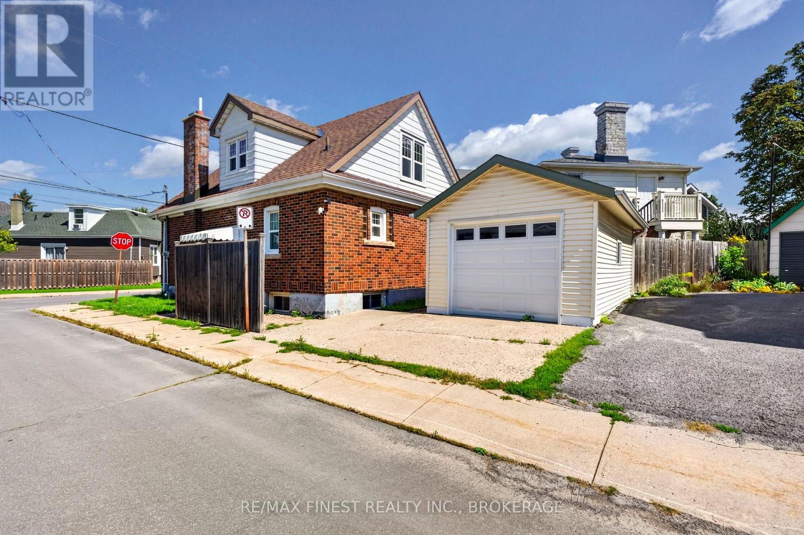 258 RAGLAN ROAD - 25