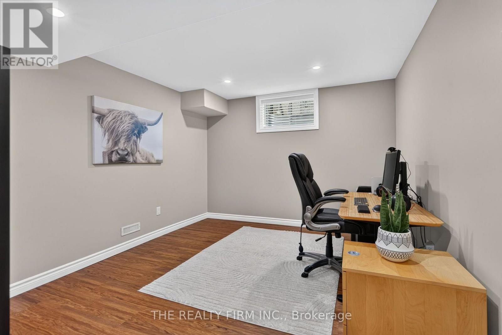46 ASHWOOD CRESCENT - Image 30