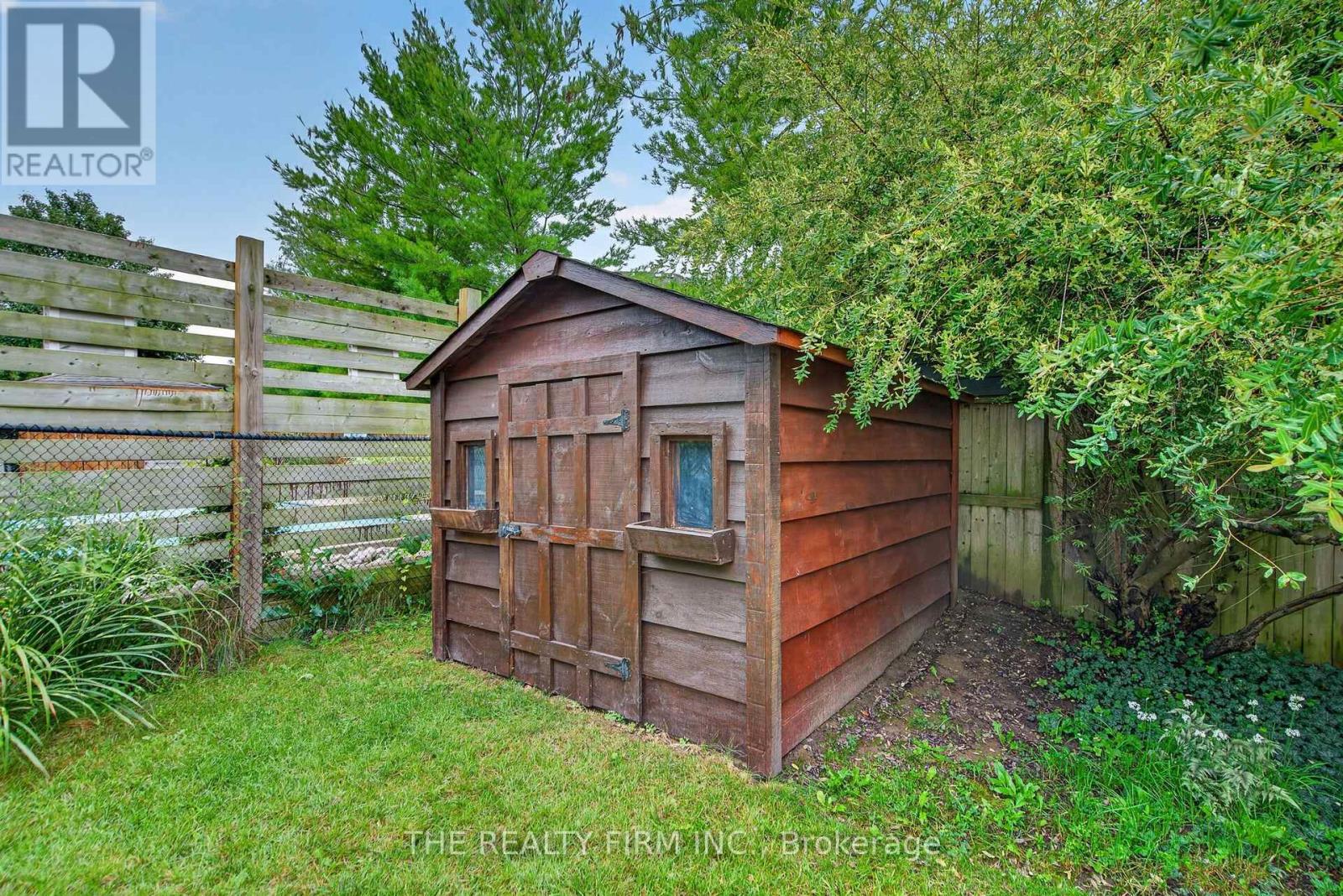 46 ASHWOOD CRESCENT - Image 37