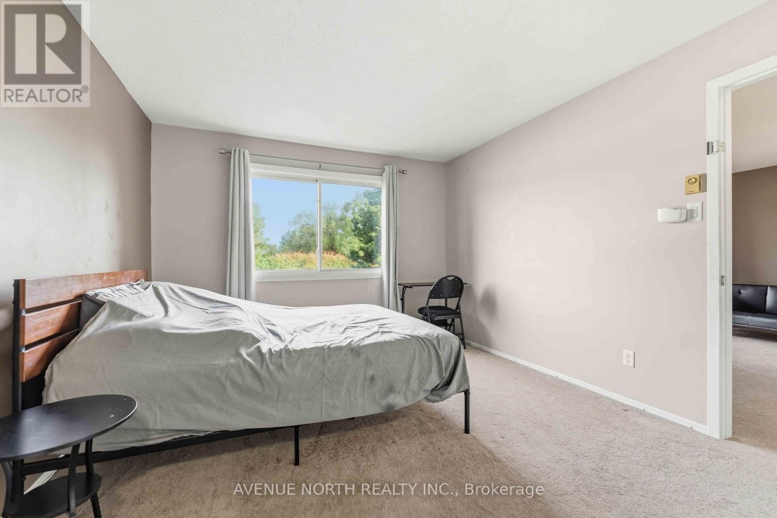 #210 212 VIEWMOUNT DRIVE - 21