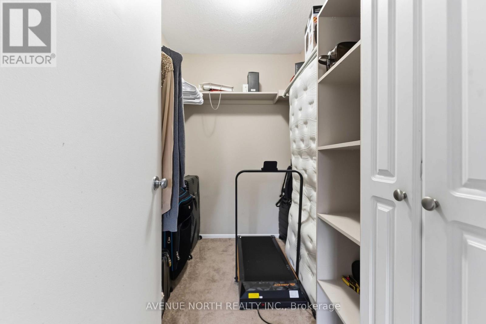 #210 212 VIEWMOUNT DRIVE - 24