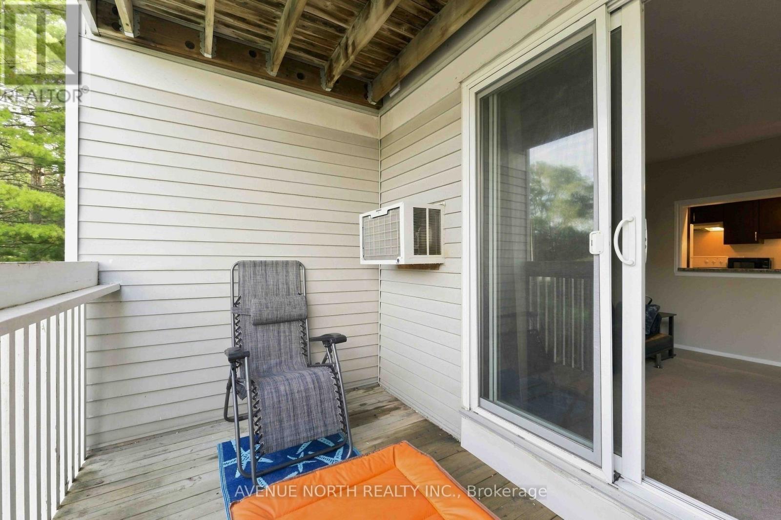#210 212 VIEWMOUNT DRIVE - 28
