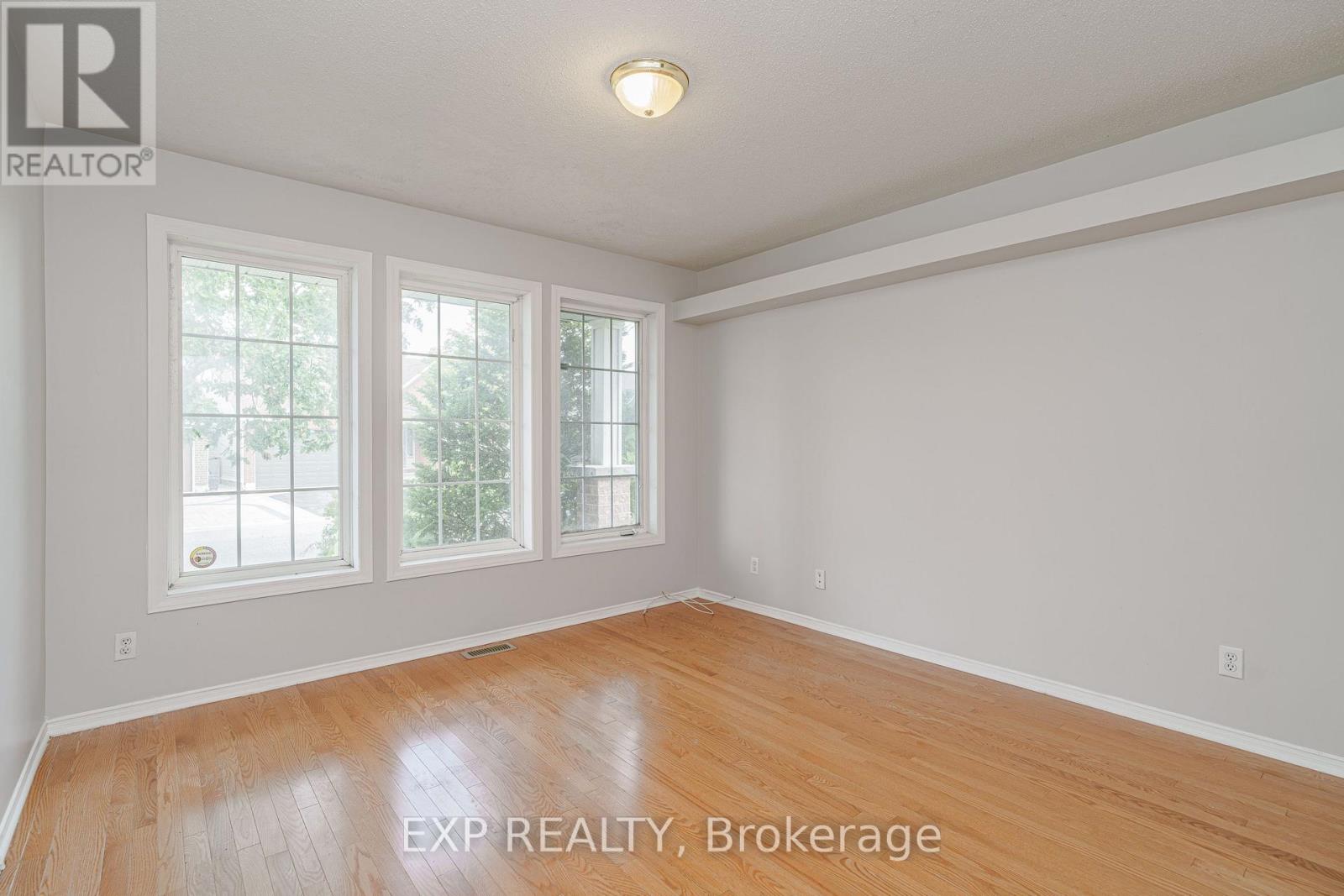 6 WINDCHIME CRESCENT - 6