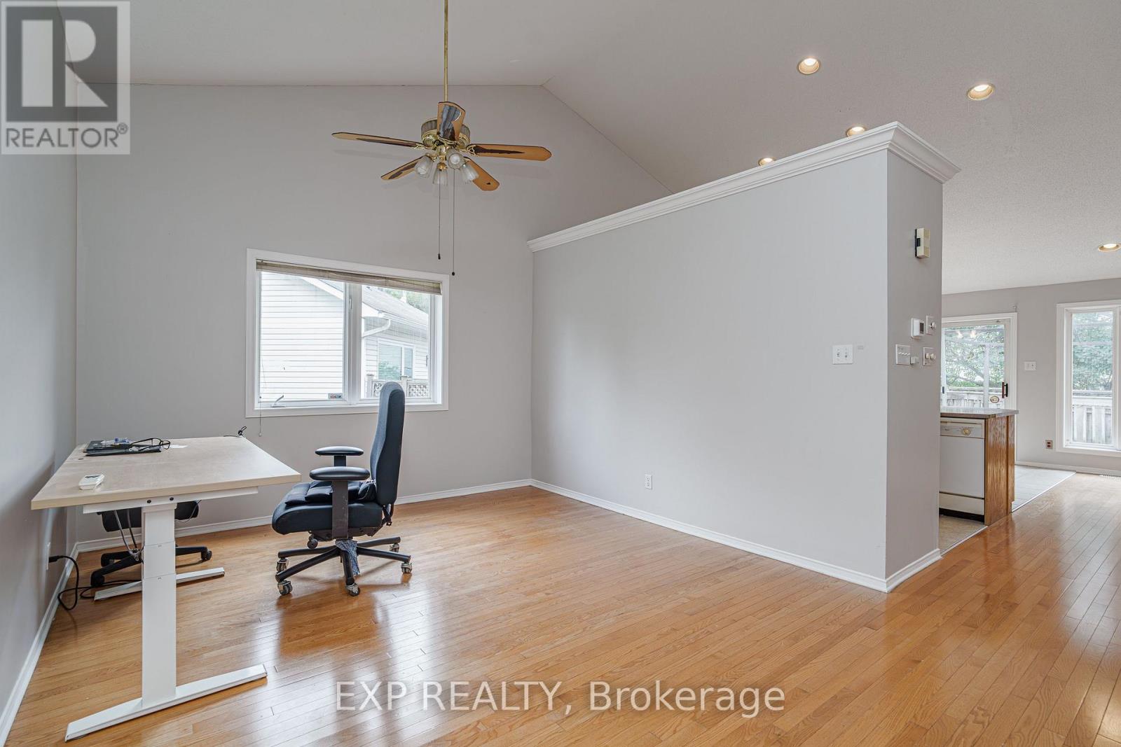 6 WINDCHIME CRESCENT, Ottawa — photo 9