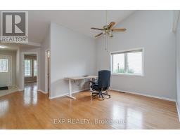 Dining room - 6 Windchime Crescent, Ottawa, ON K2G6J3 Photo 10