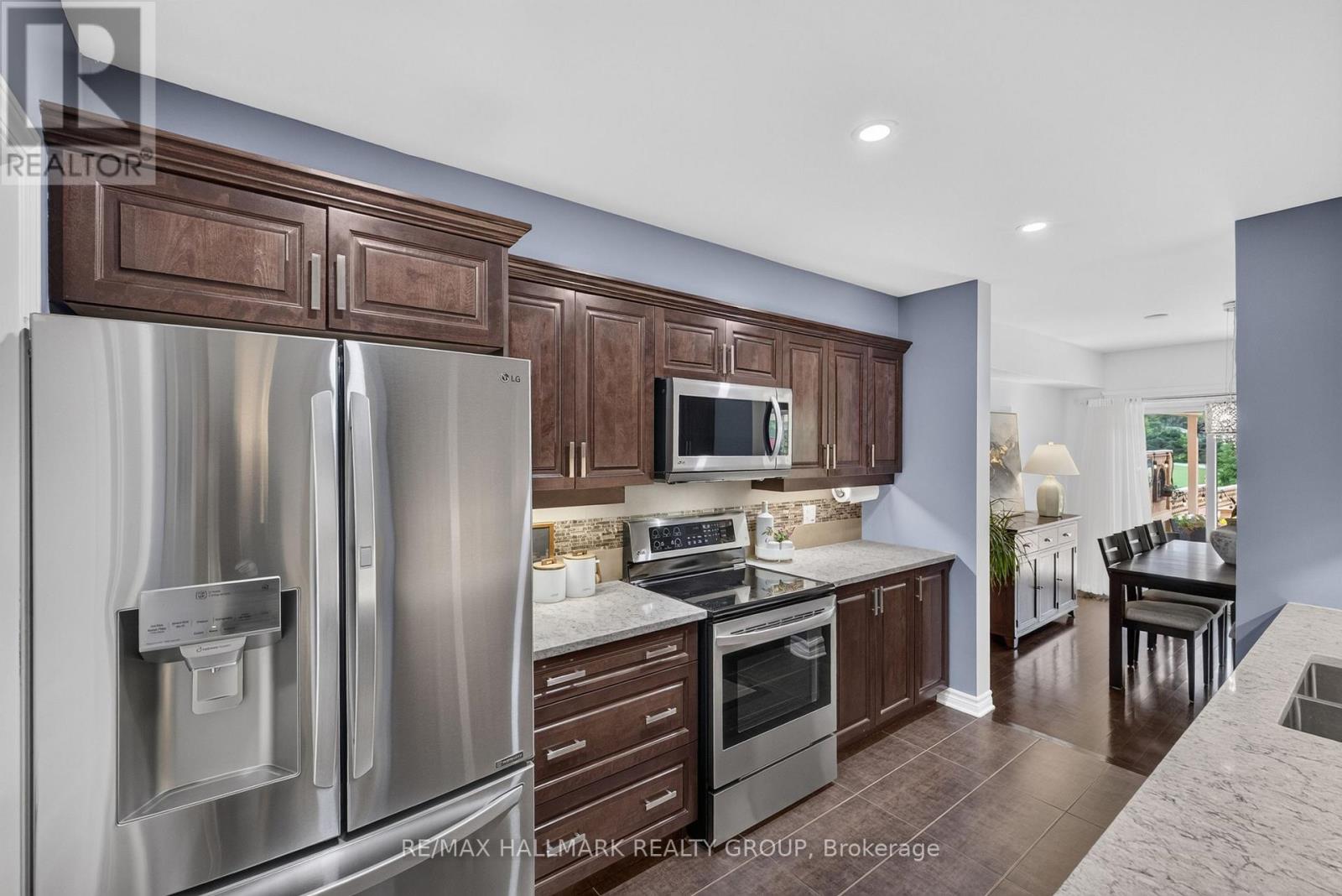 3 Bed, 4 Bath House for Sale in Ottawa – 1005 MARCONI AVENUE, Ottawa – MLS# X13752520 - Image 15