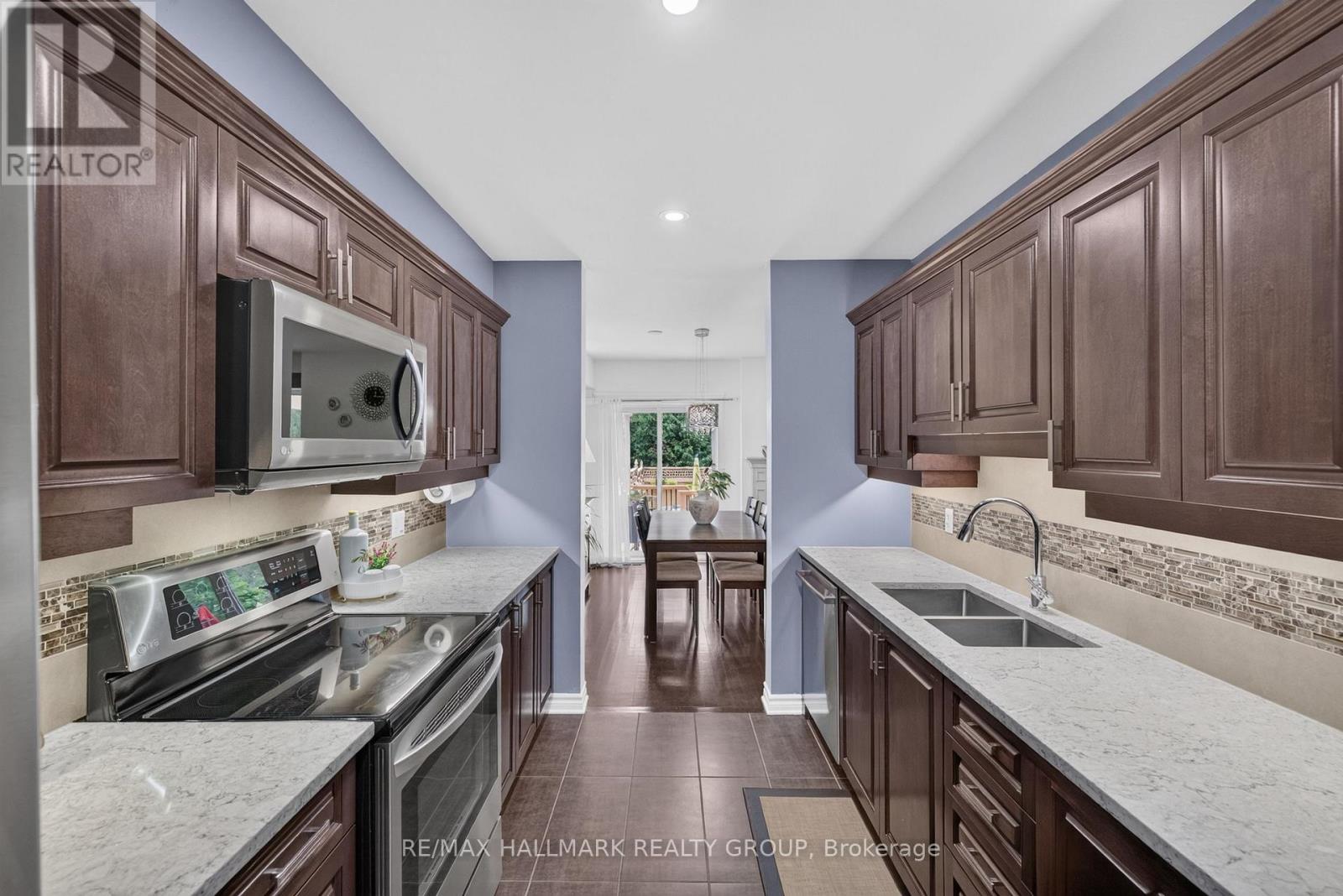 3 Bed, 4 Bath House for Sale in Ottawa – 1005 MARCONI AVENUE, Ottawa – MLS# X13752520 - Image 16