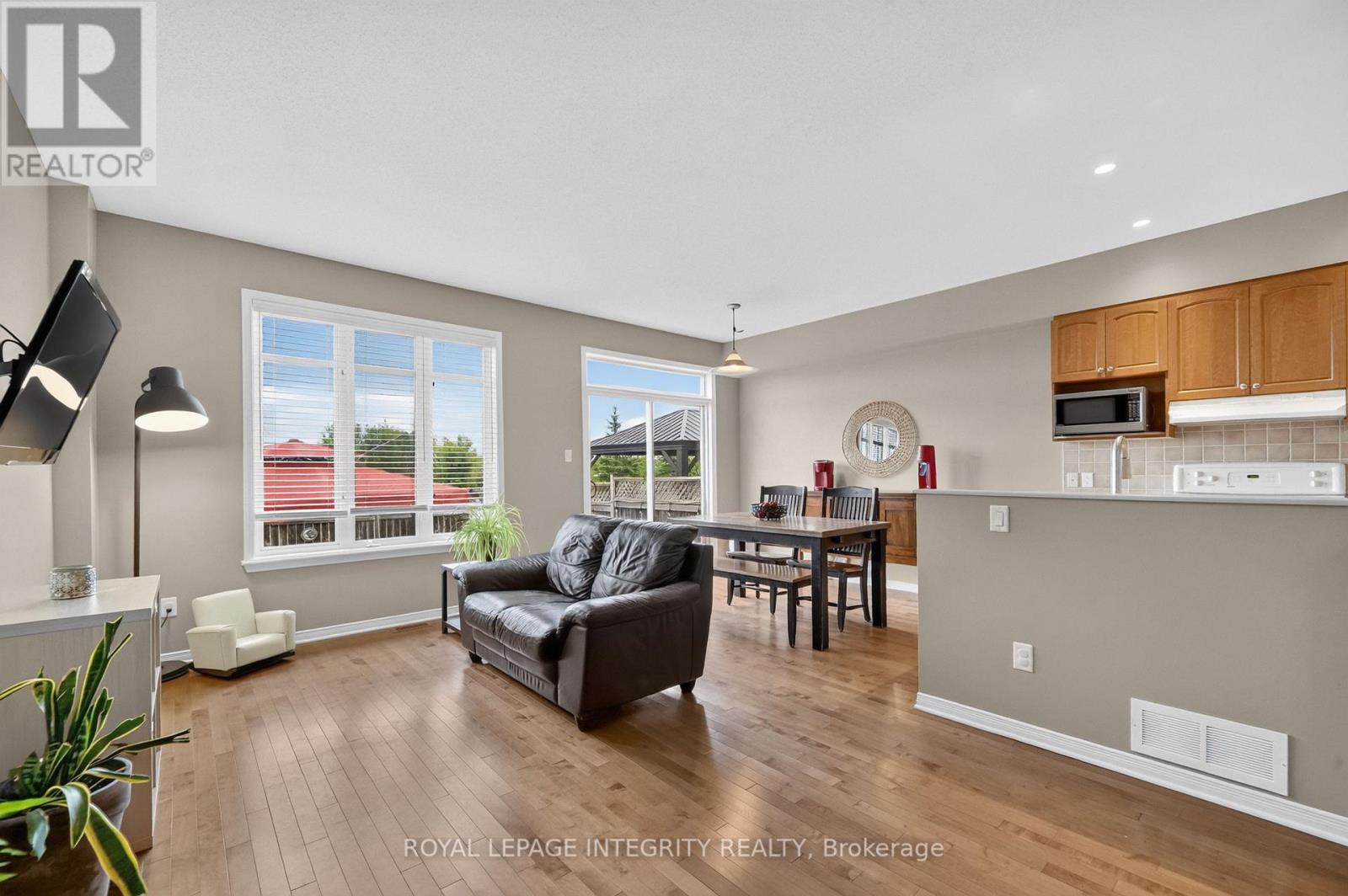 1764 PLAINRIDGE CRESCENT, Ottawa — photo 9