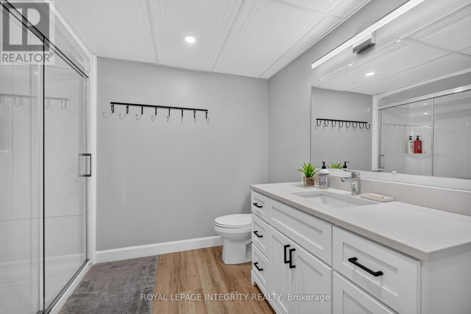 5 Bed, 4 Bath House for Sale in Ottawa – 1398 HAYES STREET, Ottawa – MLS# X13752678 - Image 45