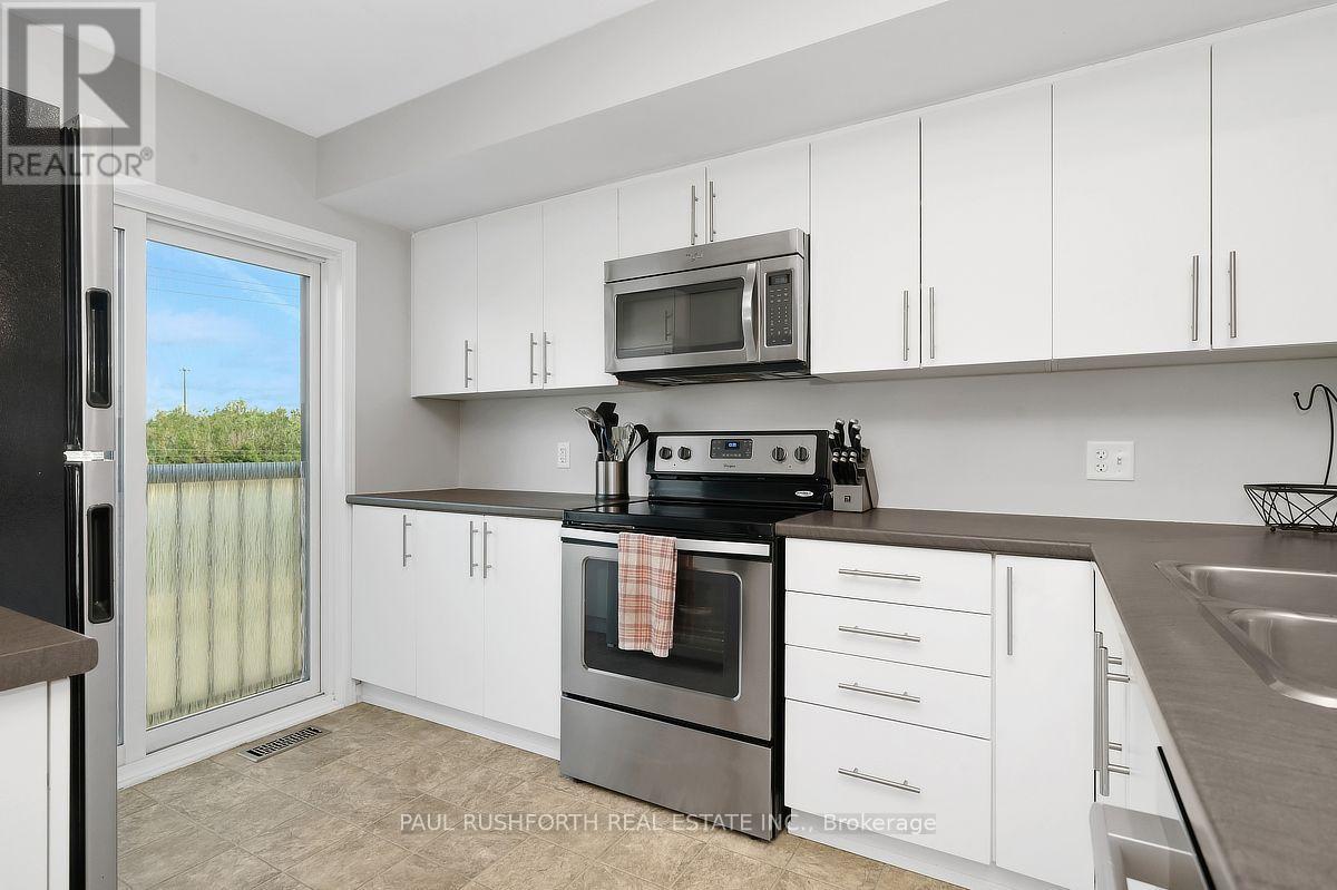 243 ERIC CZAPNIK WAY - 12