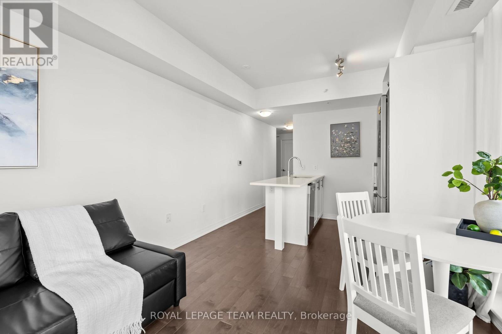 1 Bed, 1 Bath Apartment for Sale in Ottawa – 501 – 805 CARLING AVENUE, Ottawa – MLS# X13752730 - Image 10