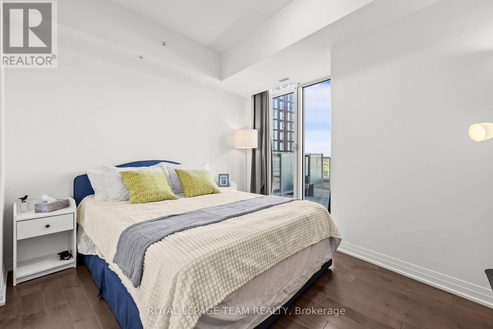 #501 805 CARLING AVENUE - 11