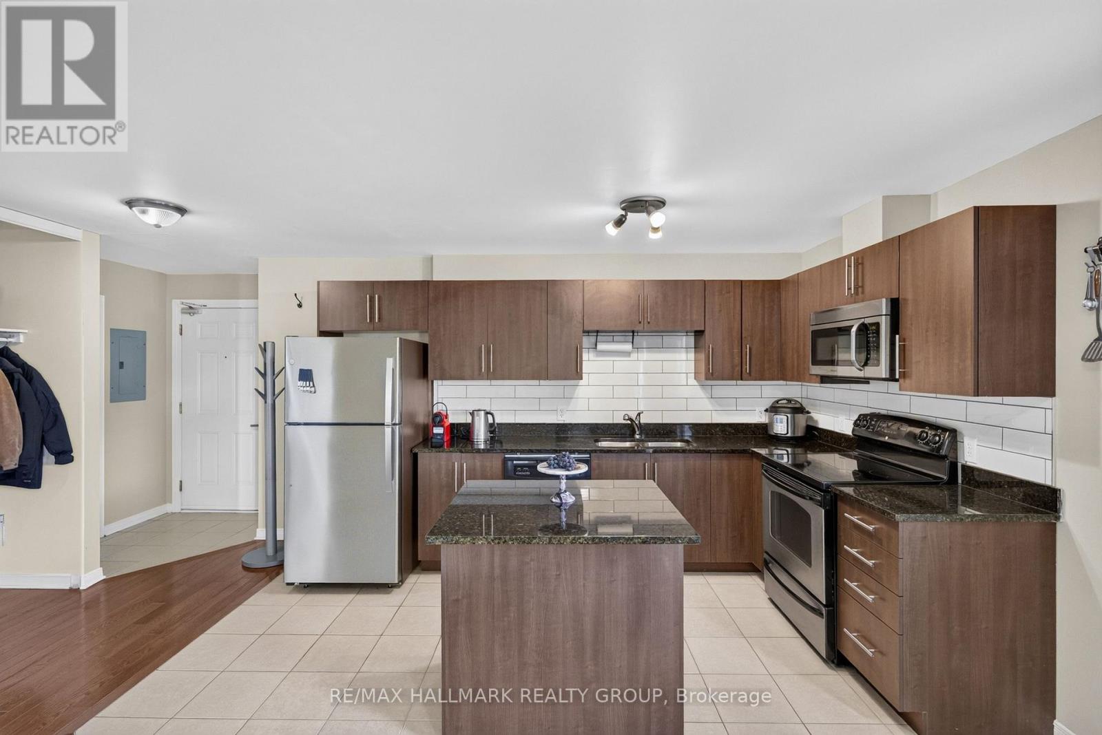 #401 646 CUMMINGS AVENUE - 20