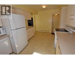 242 Highland Avenue, photo 19