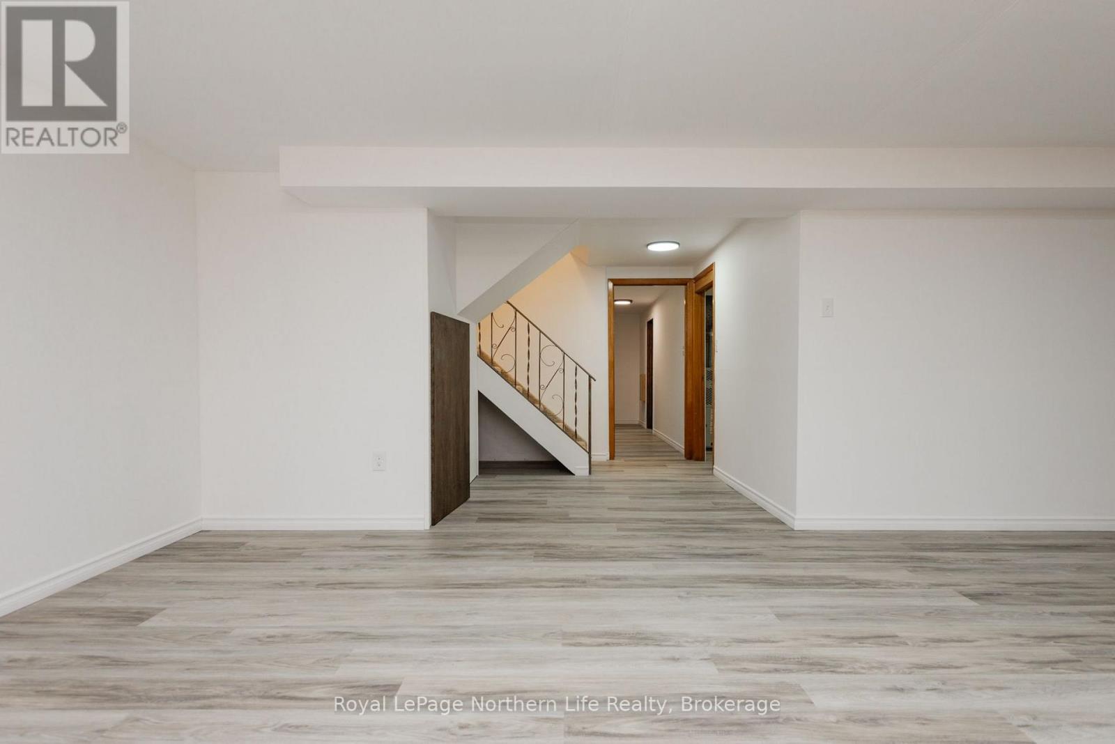 855 MEMORIAL DRIVE - Image 27