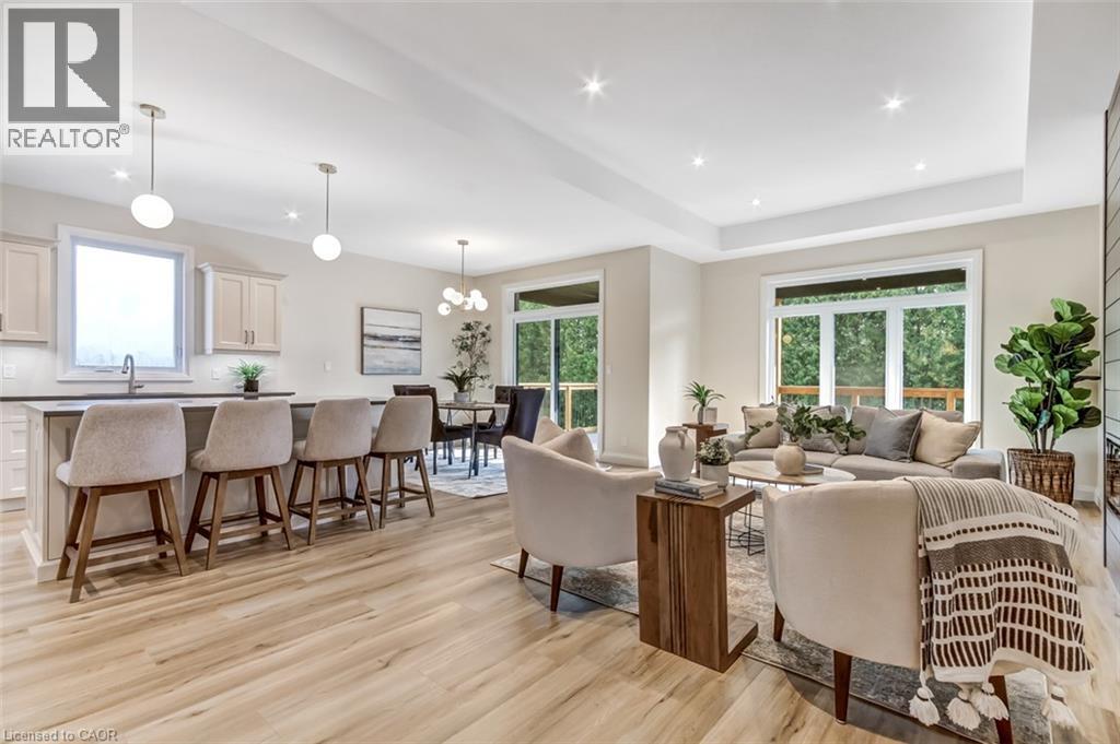 42 DUCHESS Drive - 11