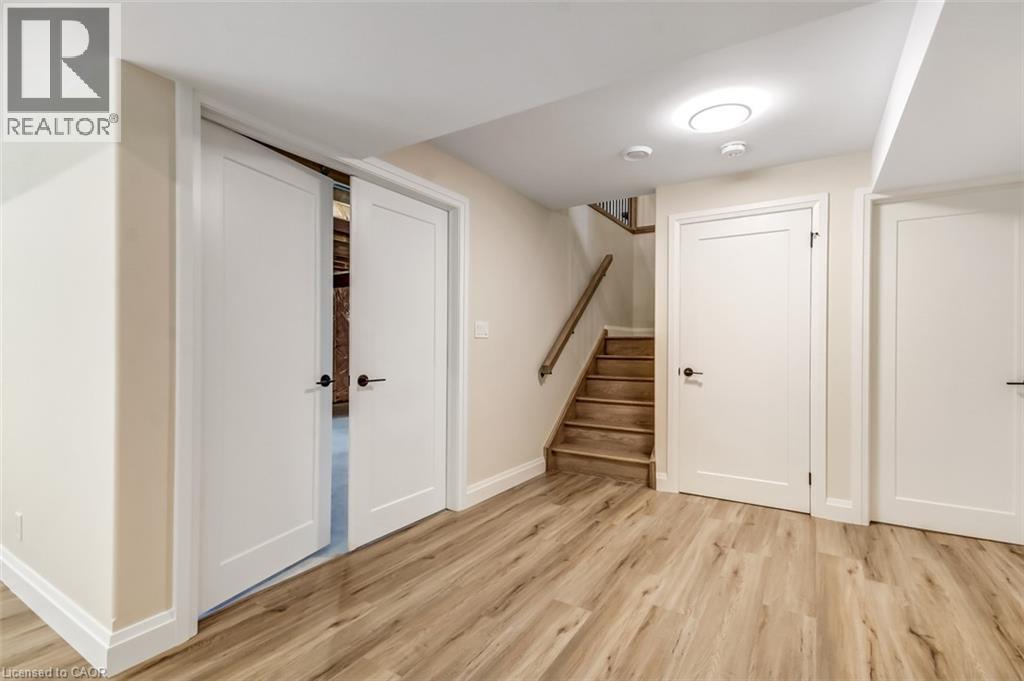 42 DUCHESS Drive - 23