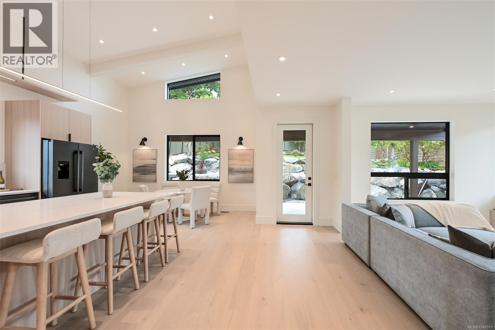 1624 Warren Gdns - Image 11