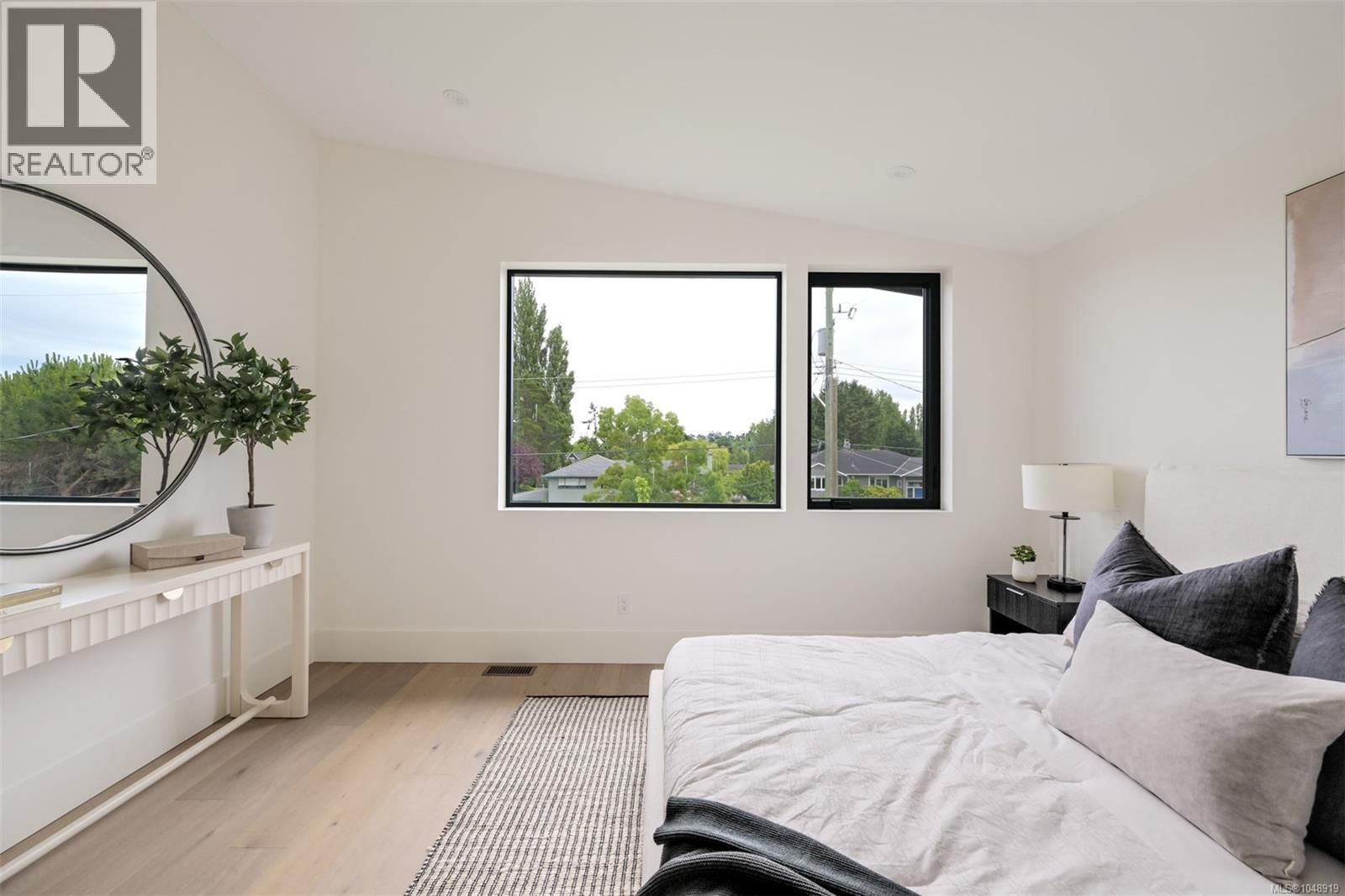 1624 Warren Gdns - Image 45
