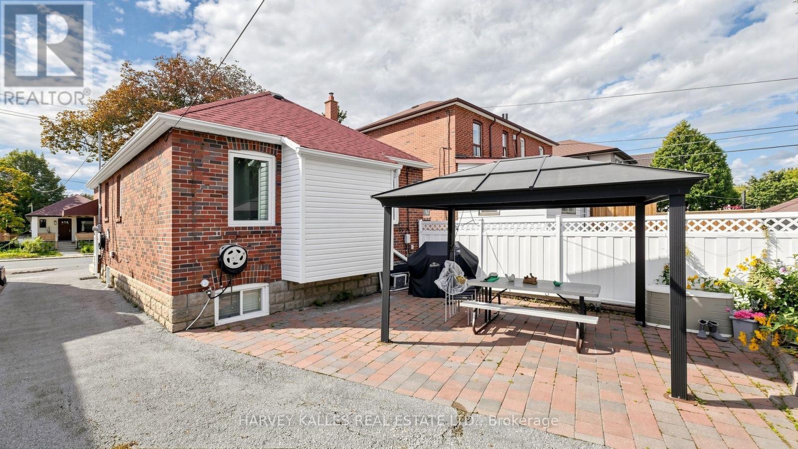 507 ATLAS AVENUE - 6