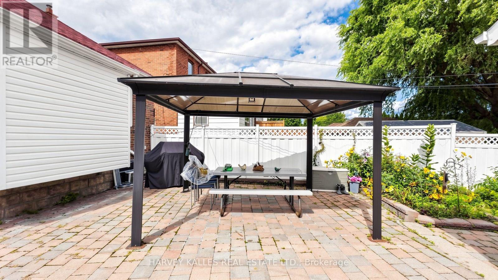 507 ATLAS AVENUE - 7