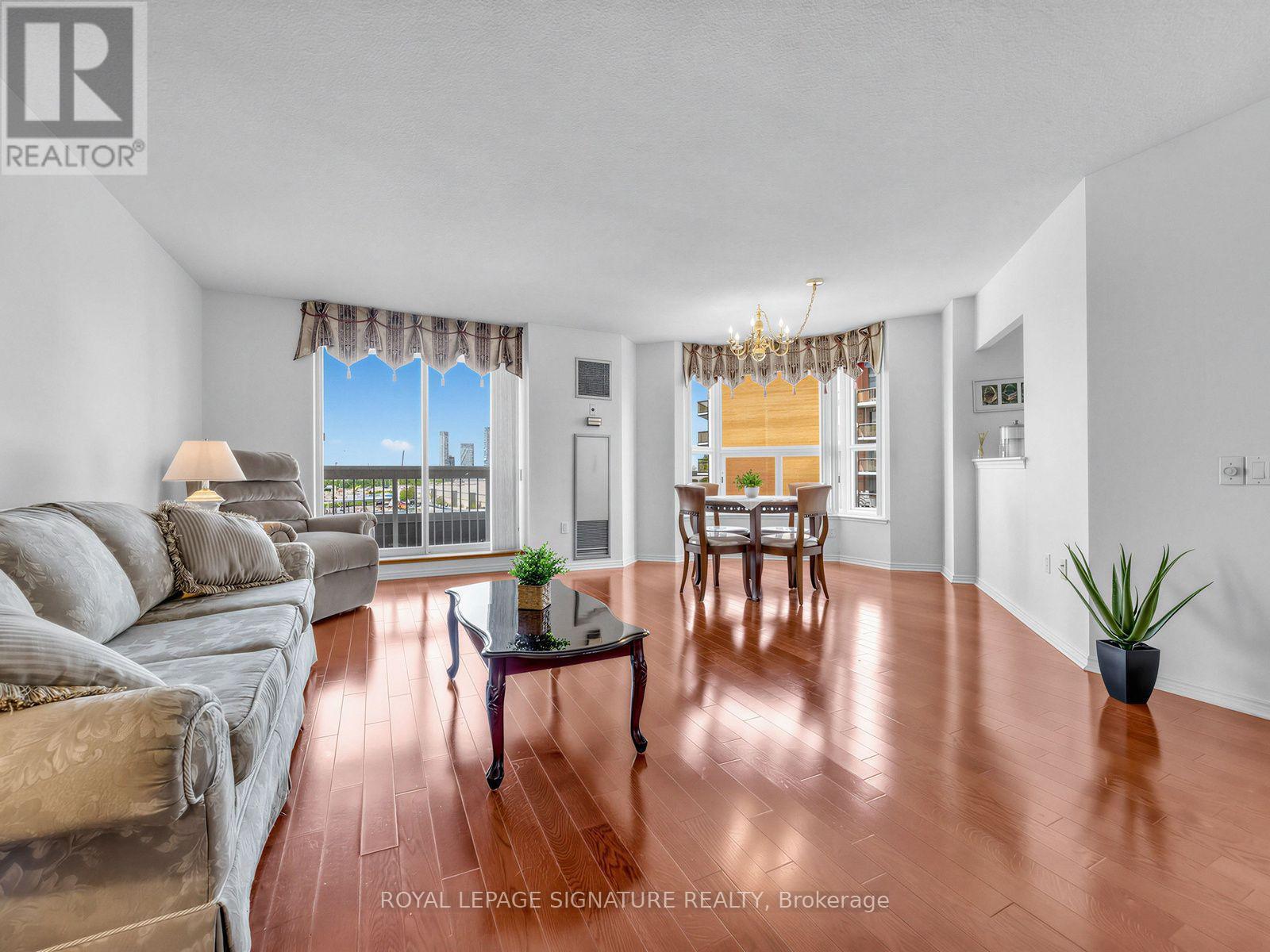 #807 11 THORNCLIFFE PARK DRIVE - 2