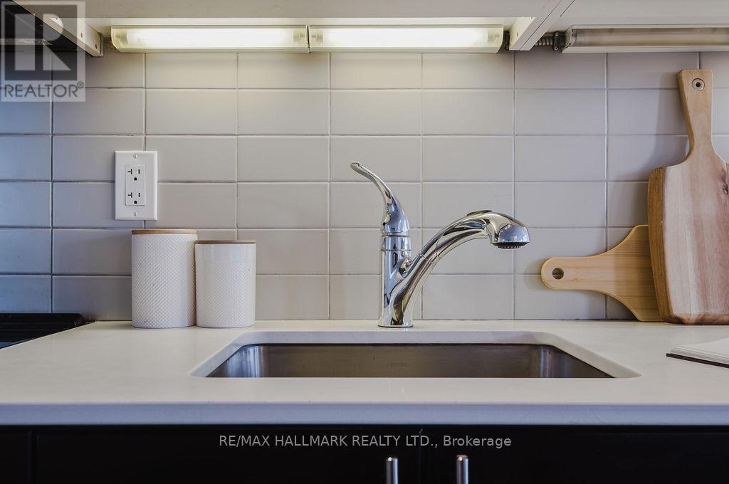 #1803 18 GRAYDON HALL DRIVE - Image 32