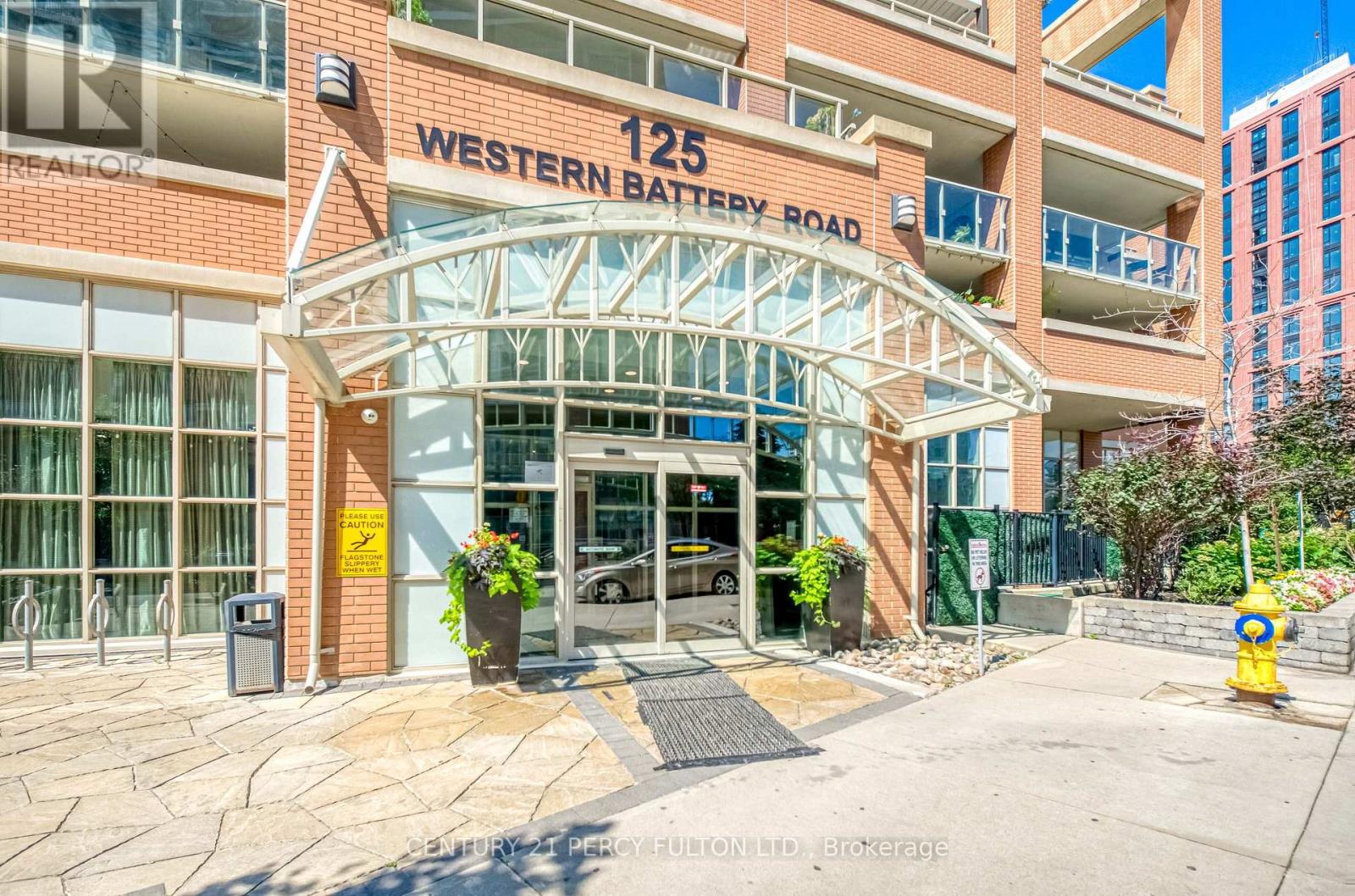 #1010 125 WESTERN BATTERY ROAD - 28