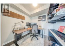 1010 - 125 Western Battery Road, Toronto, ON M6K3R8 Photo 9