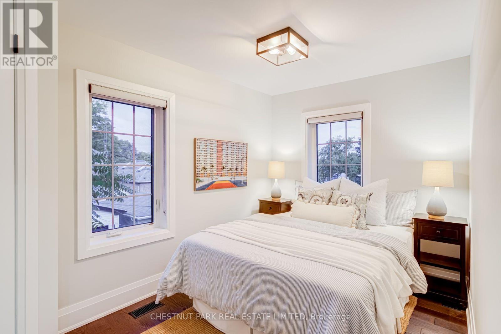 209 ATLAS AVENUE - 19