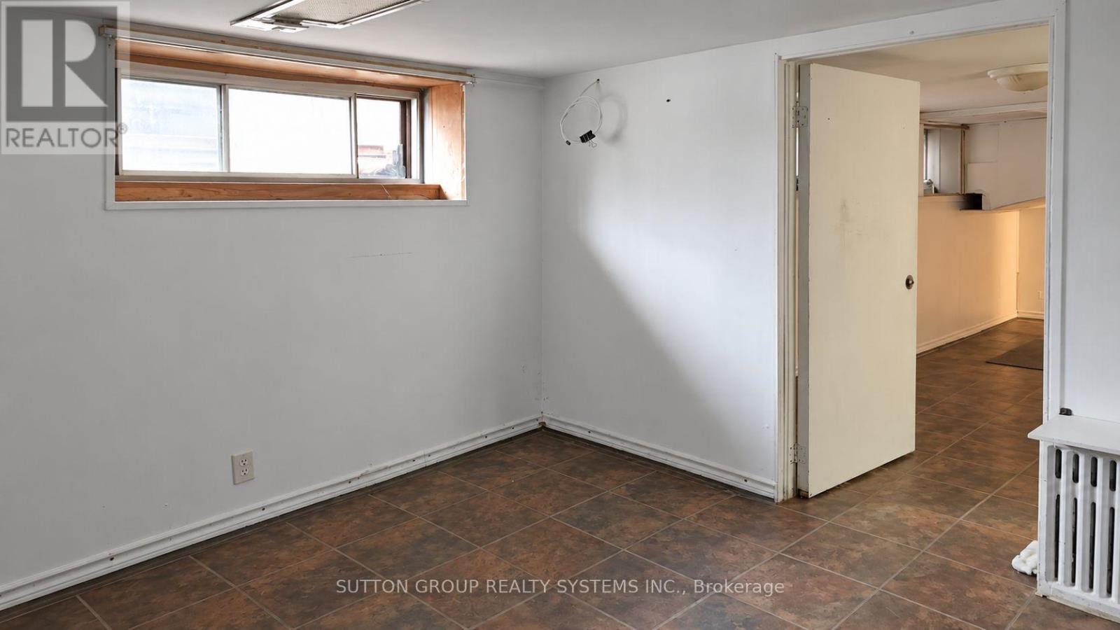 1139 DOVERCOURT ROAD - 8