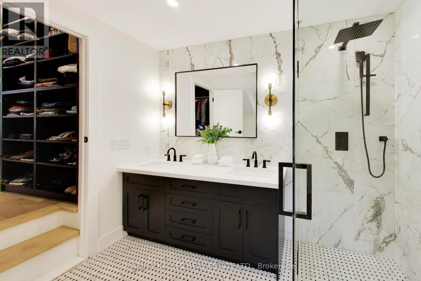 287 YONGE BOULEVARD - 19