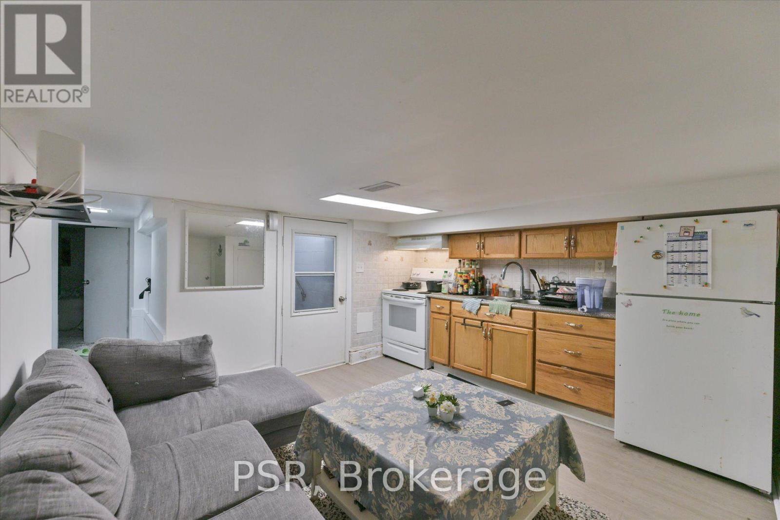 64 GLADSTONE AVENUE - Image 35