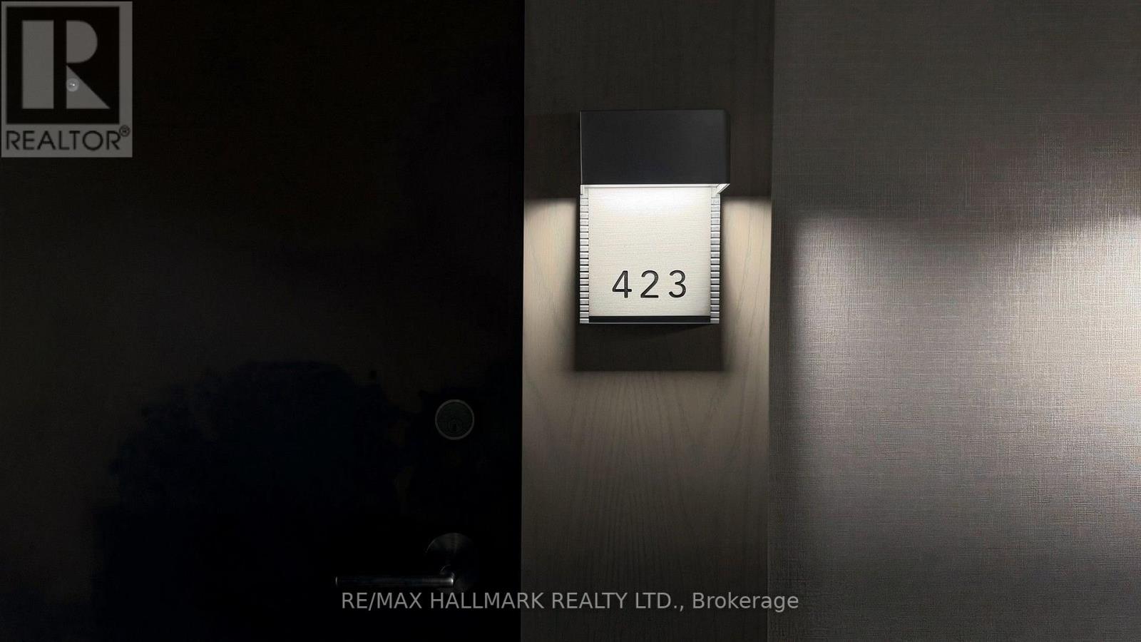 #N423 7 GOLDEN LION HEIGHTS - Image 44