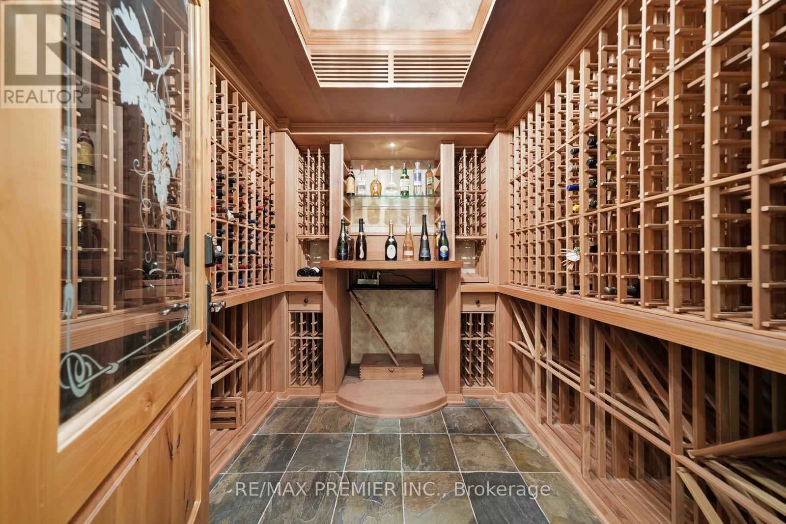 35 NORMANDALE CRESCENT - Image 39