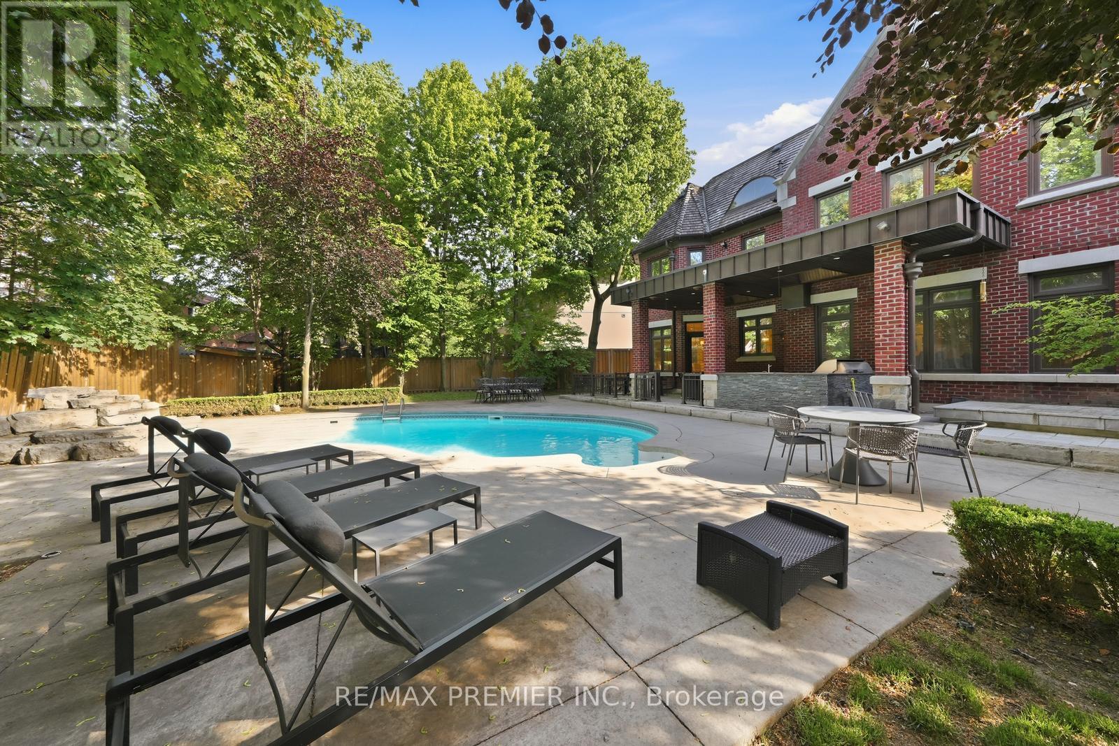 35 NORMANDALE CRESCENT - Image 45