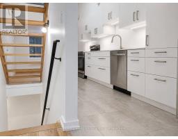 96 Harbord Street, Toronto, ON M5S1G6 Photo 11