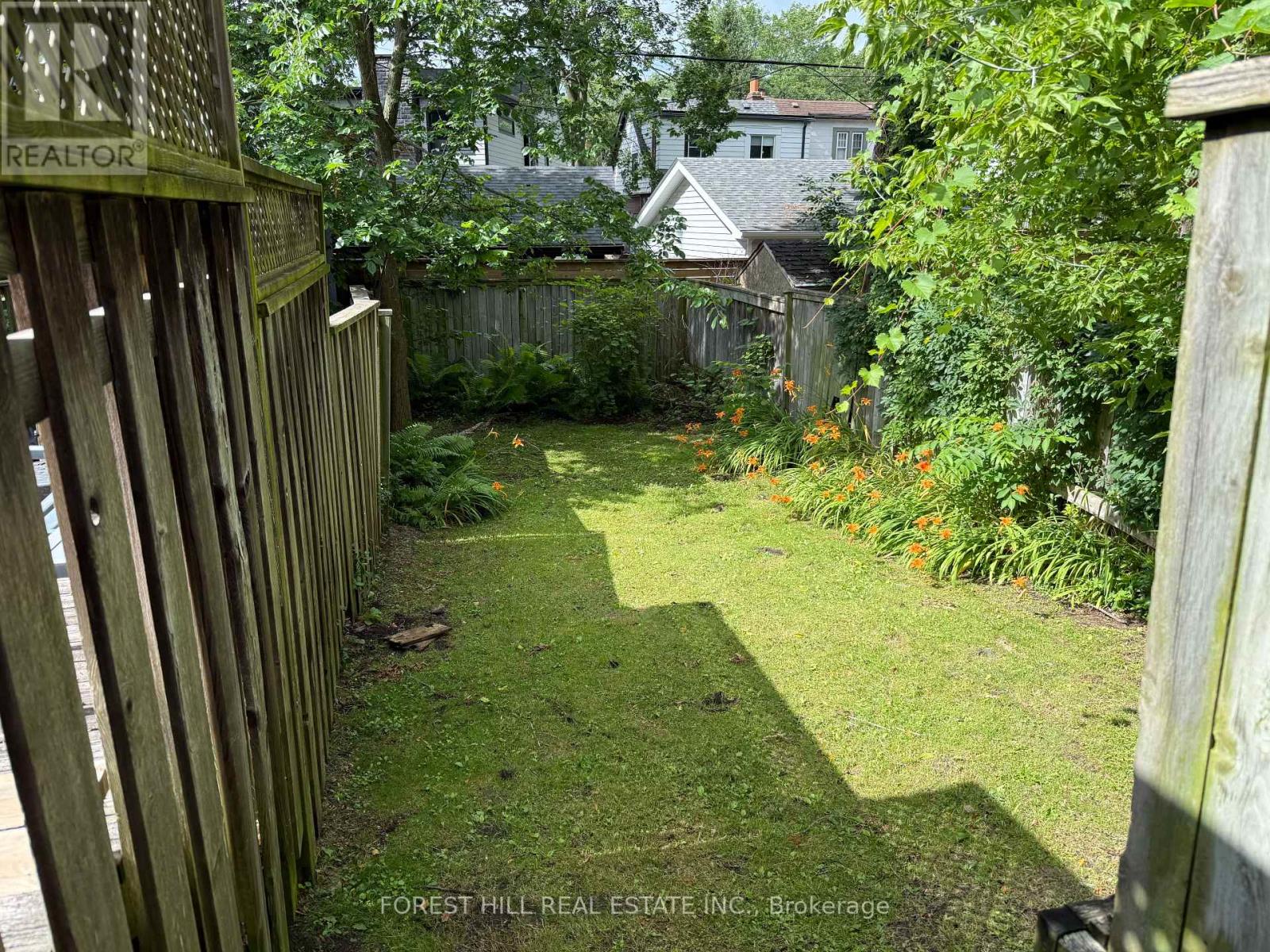 27 DIXON AVENUE - 5