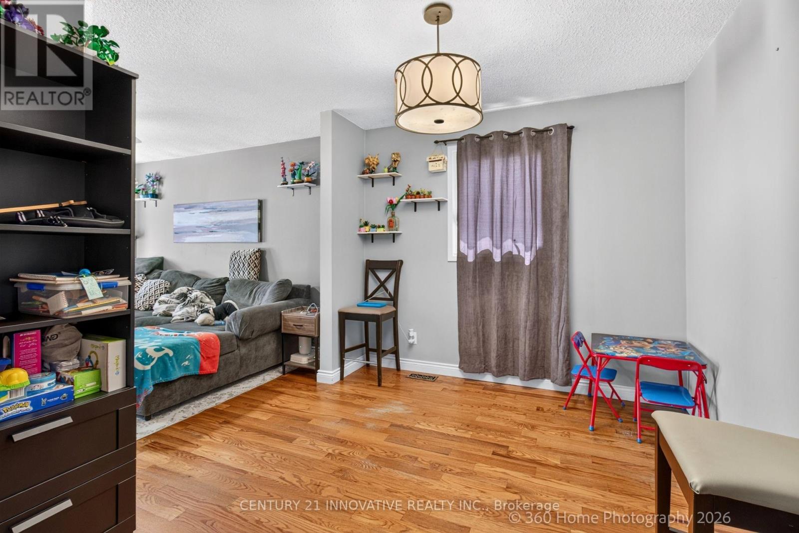 888 SOUTHGATE DRIVE - 11