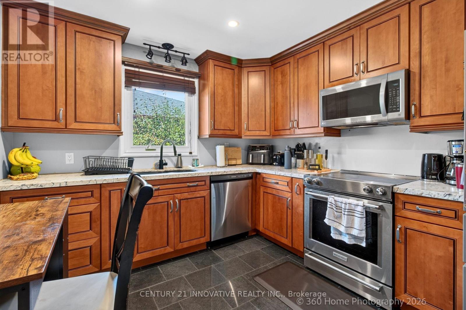 888 SOUTHGATE DRIVE - 14