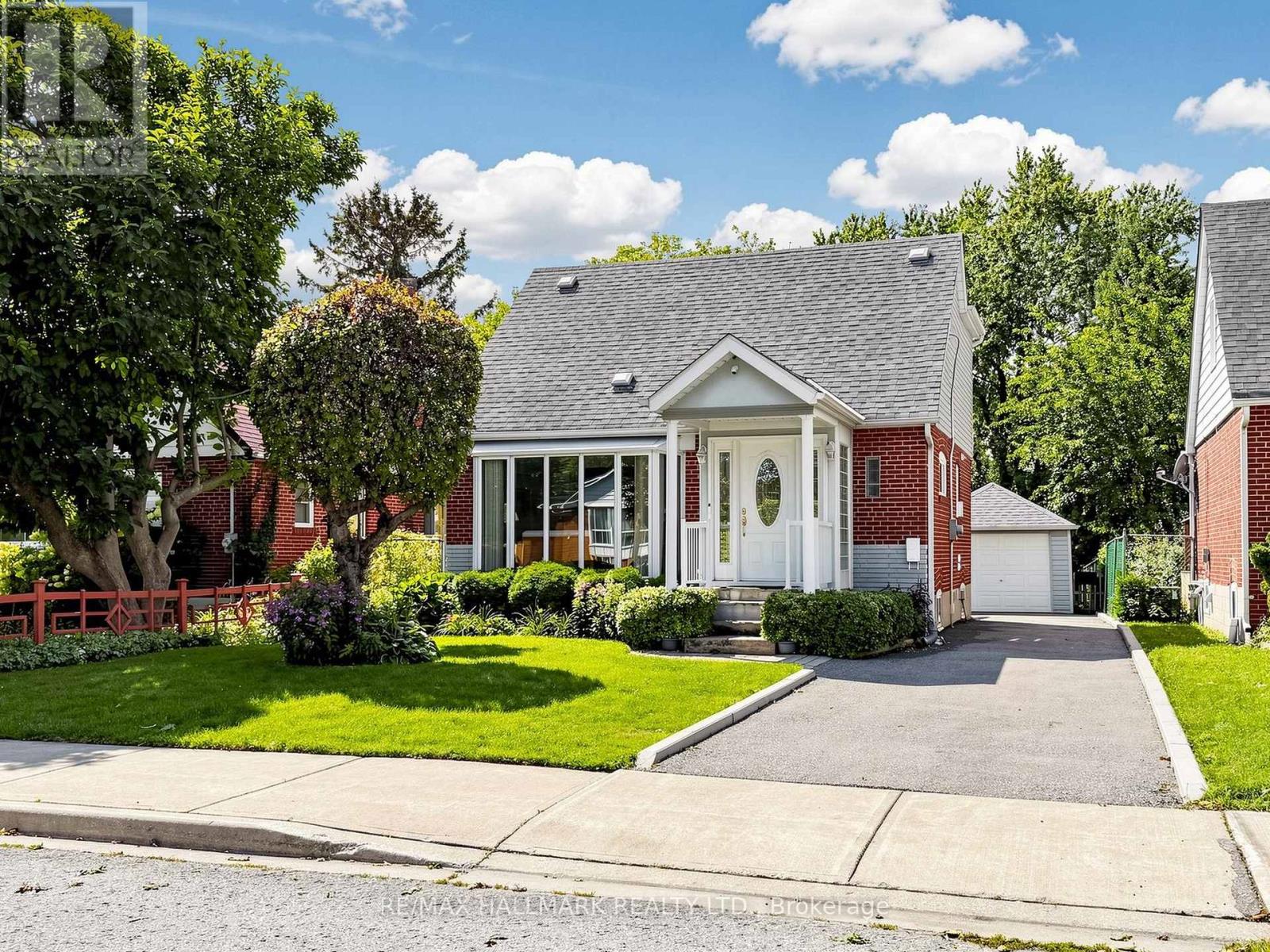 20 ELFREDA BOULEVARD - 1