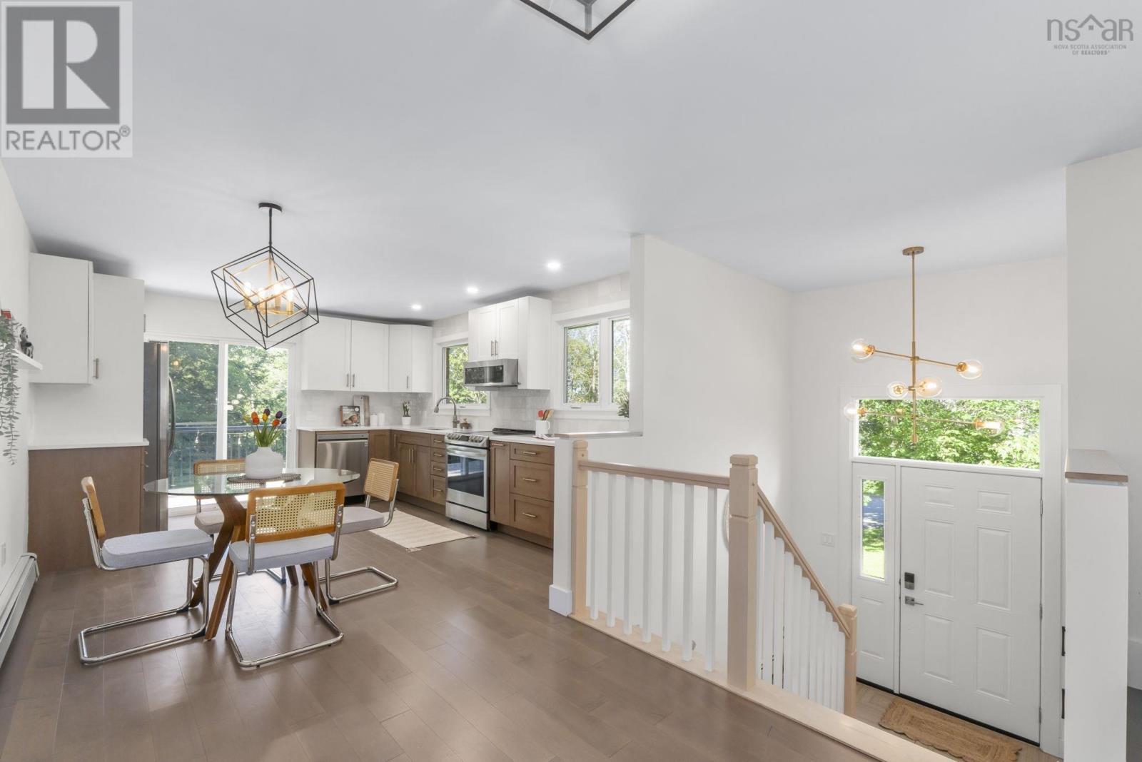 104 Arnold Drive, Fall River — photo 5
