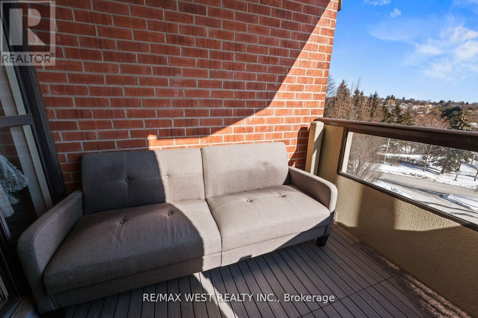 #502 100 OBSERVATORY LANE SE - Image 42