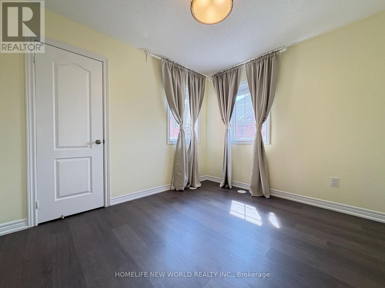 #50 26 ROY GROVE WAY - 11